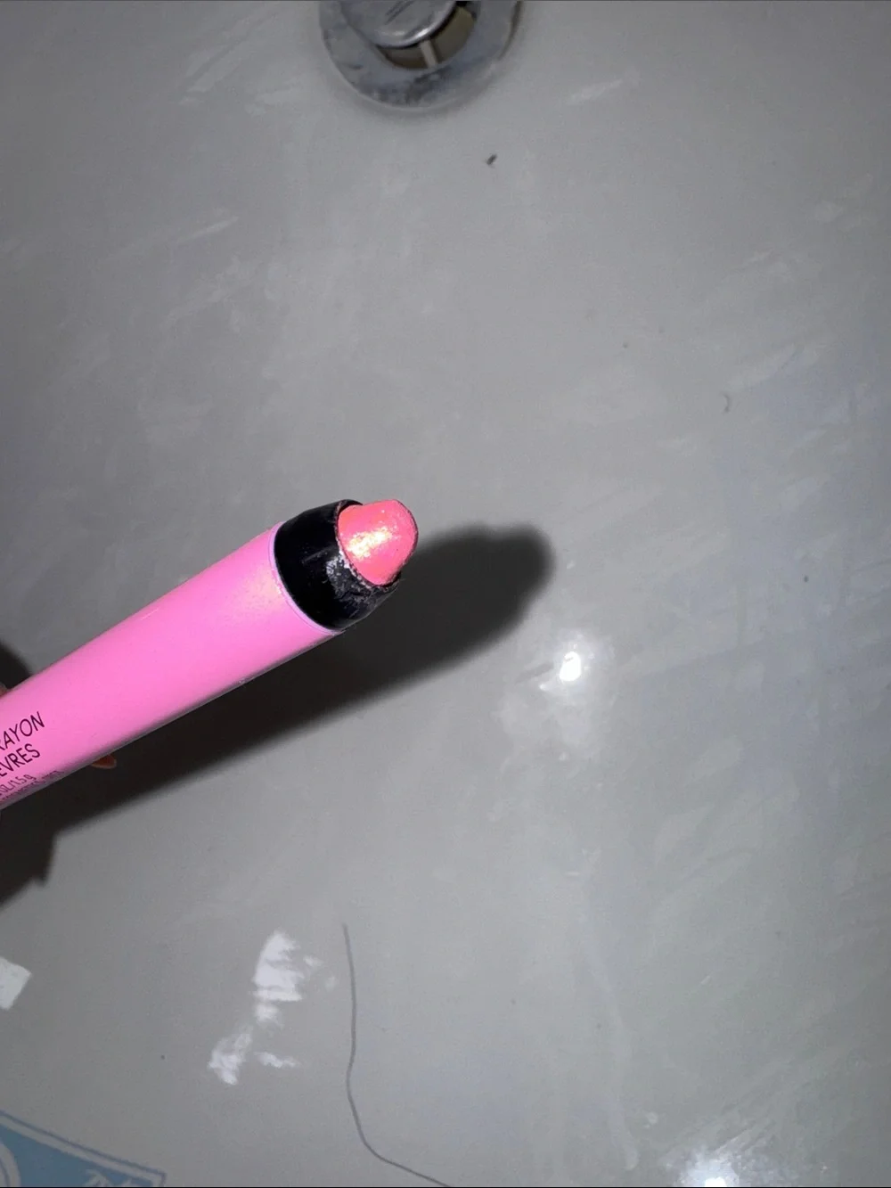 Dazzlelips Crayon Lipstick spaced out soft cool pink light pink pearl glitter